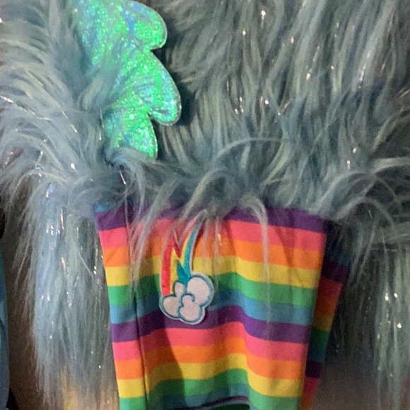 My little Pony Rainbow Dash costume dress with faux fur leg warmers. No size tag - Picture 4 of 7